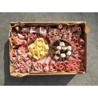 large_smallgoods_catering_box